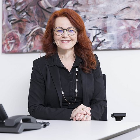 Auf Antrag von LRin Cornelia Hagele fördert das Land Tirol S-AAL (Serviceeinrichtung für Studierende mit Aufmerksamkeitsstörungen, Autismus und Lernstörungen an der Universität Innsbruck) bis 2027 mit mehr als 160.000 Euro.