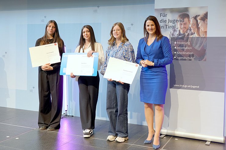 © Land Tirol/Dominik Vier Personen