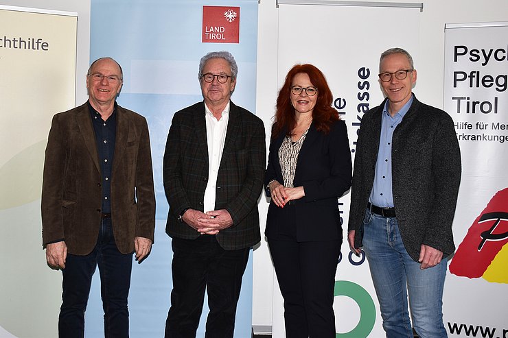 Gruppenfoto vor Rollups