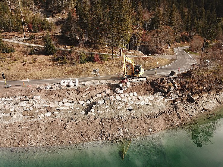 Instandsetzungsarbeiten an der Ufermauer (April 2021)