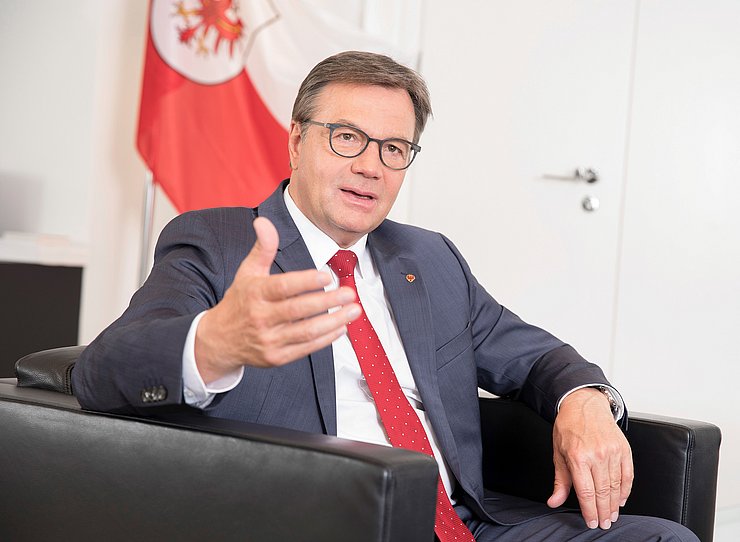 LH Günther Platter setzt seine Hoffnungen auf die Öffnungsschritte im Tourismus.