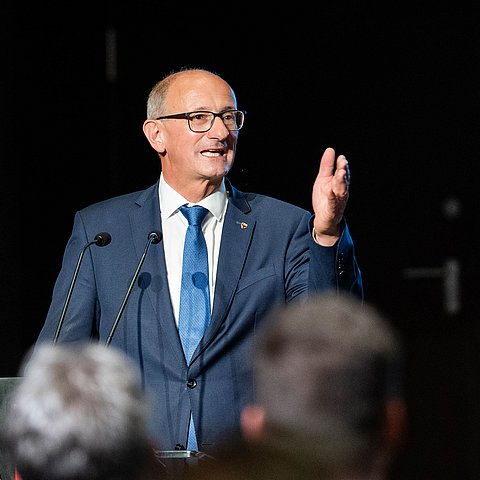 LH Mattle bei Ansprache