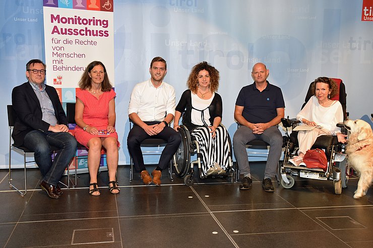 © Land Tirol/Reichkendler Herr Pollo, Isolde Kafka, Dominik Mainusch, Sandra Careccia, Hannes Lichtner und Christine Riegler