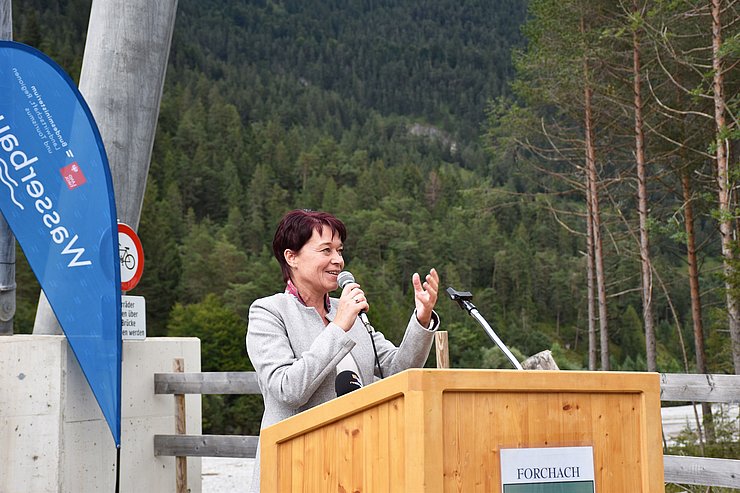 © Land Tirol/Pölzl LTPin Ledl-Rossmann bei Ansprache