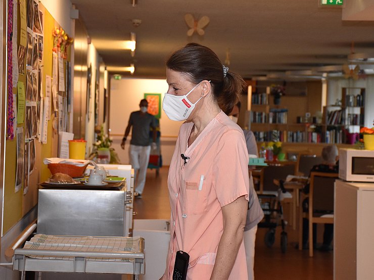 © Land Tirol/Knabl Leja in Schwesternuniform