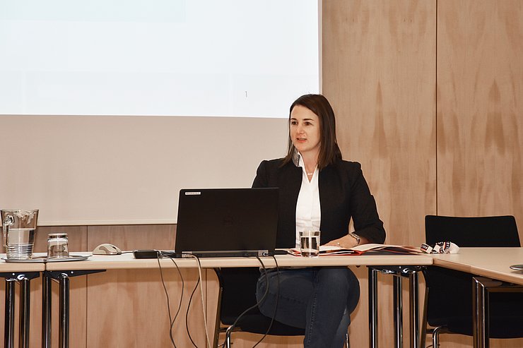 © Land Tirol/Brandhuber LRin Mair spricht