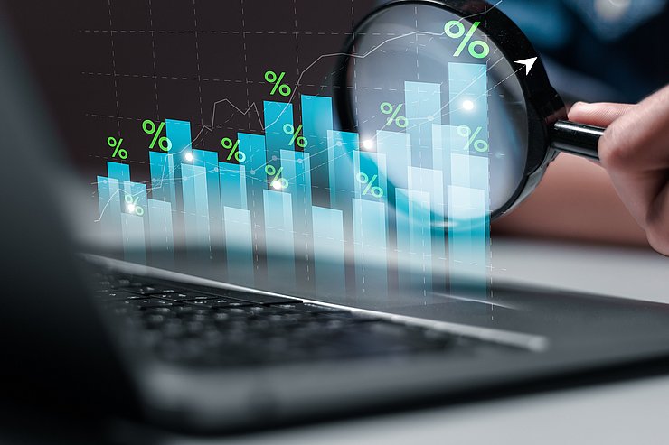 Interest,Rate,And,Dividend,Concept,,Calculating,Income,And,Return,On