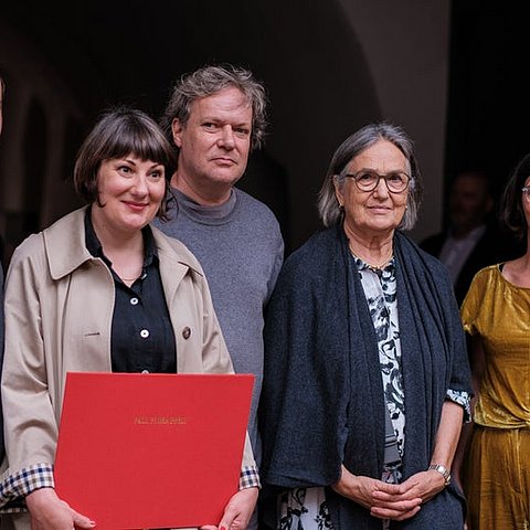 Margarethe Drexel wurde der Preis überreicht.