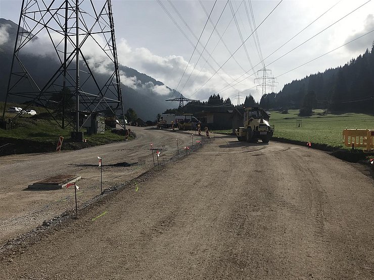 07 Planie Radweg und Fahrbahn Bereich Unterfuehrung