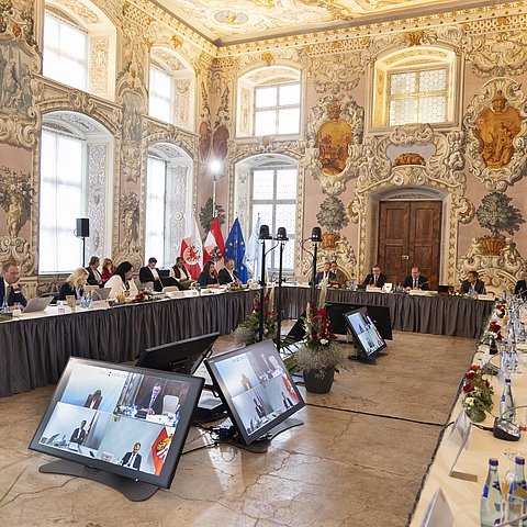 Digital und vor Ort: Die FinanzreferentInnen der Länder tagten heute, Freitag, im Stift Stams. 