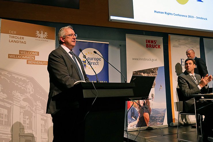 EOI-Generalsekretär und Hauptorganisator der Konferenz Josef Siegele.
