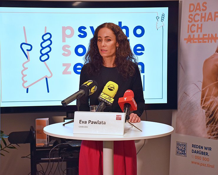 © Land Tirol/Feuersinger beim Sprechen