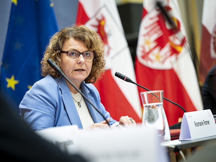 LRin Pamer beim Sprechen