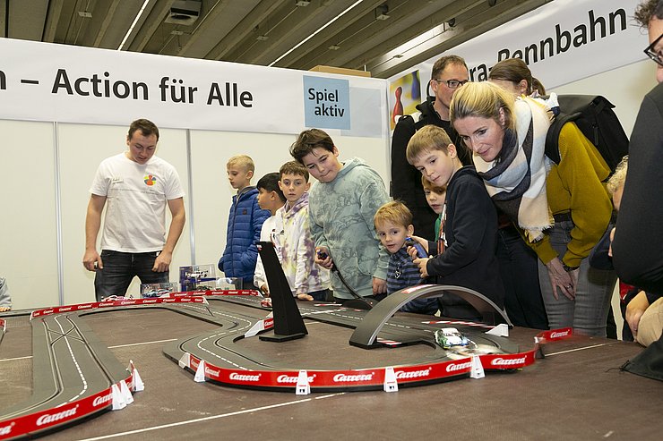 © Land Tirol/Die Fotografen Kinder spielen