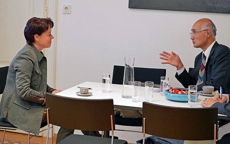 © Landtagsdirektion Tirol/Oswald Die Nutzung und Erforschung erneuerbarer Energien und Rohstoffe wurde diskutiert.