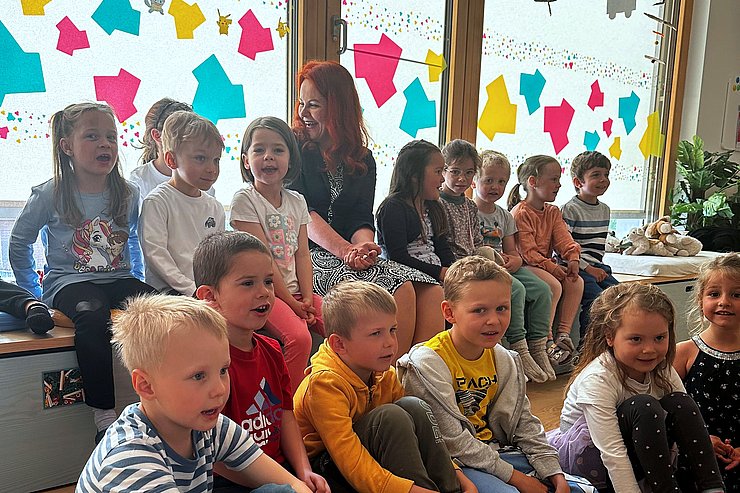 © Land Tirol Gruppenfoto Kindergarten