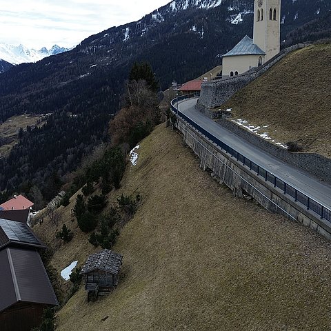 Drohnenaufnahme der Hochgallmiggstraße