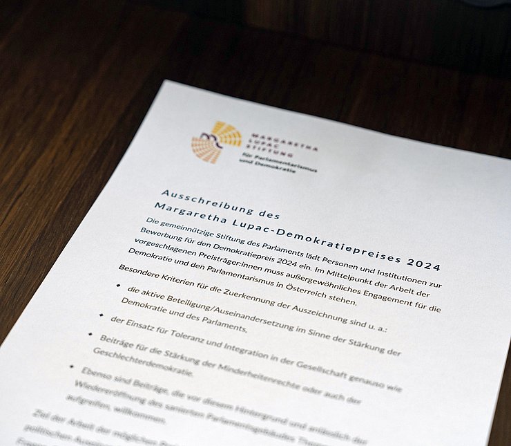 Weitere Infos zur Ausschreibung finden Sie auf der Parlamentswebseite.